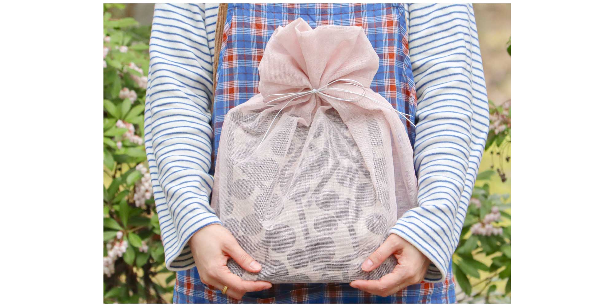 桜のかやラッピング