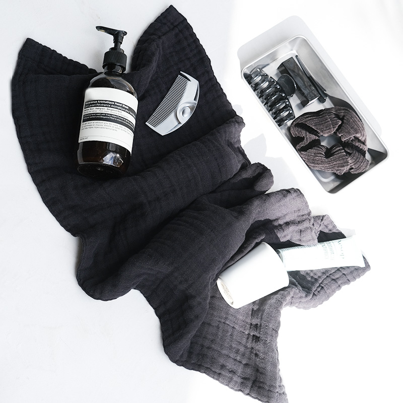 蚊帳のフェイスタオル墨色