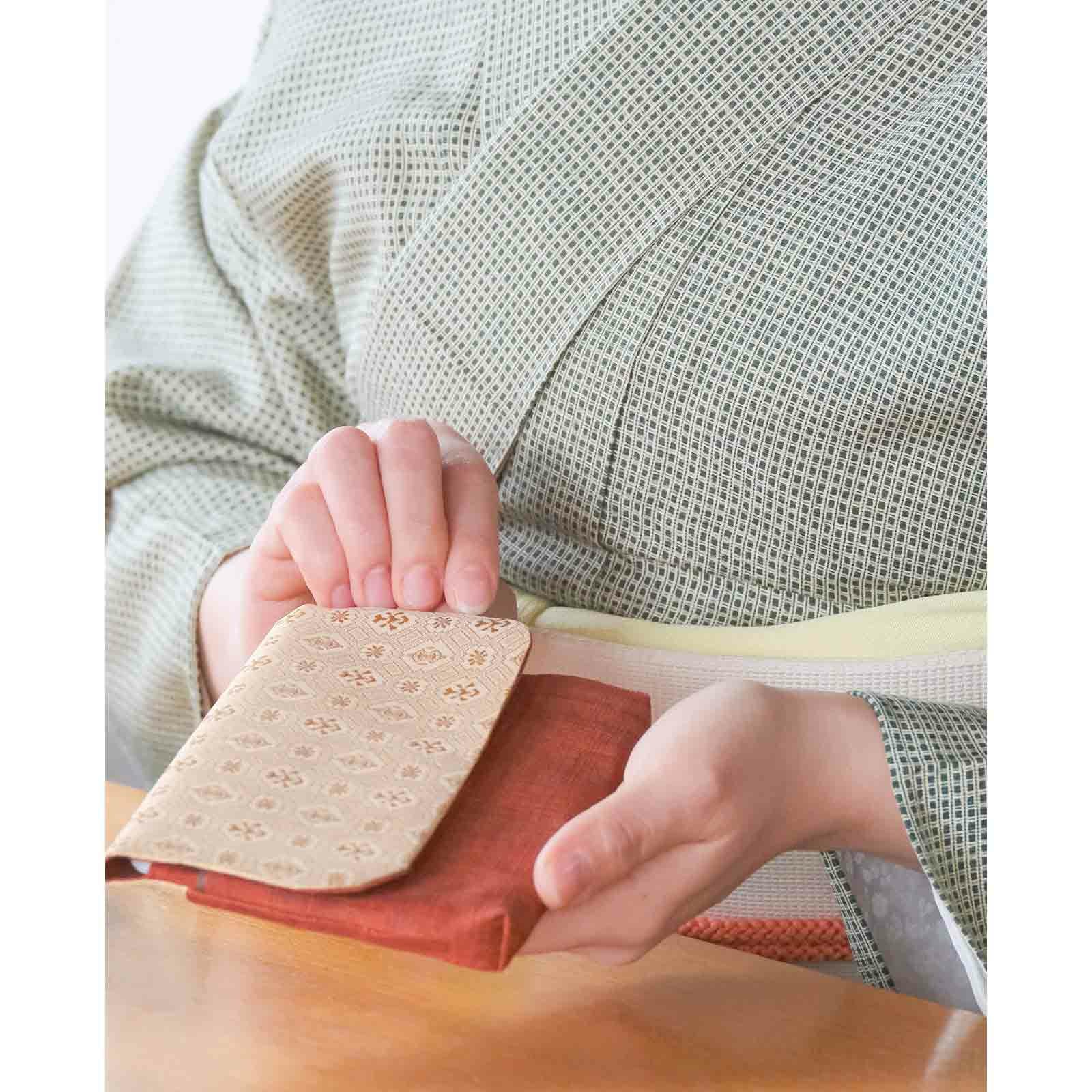 華わび裂懐紙入れ(懐紙付)｜BAN INOUE