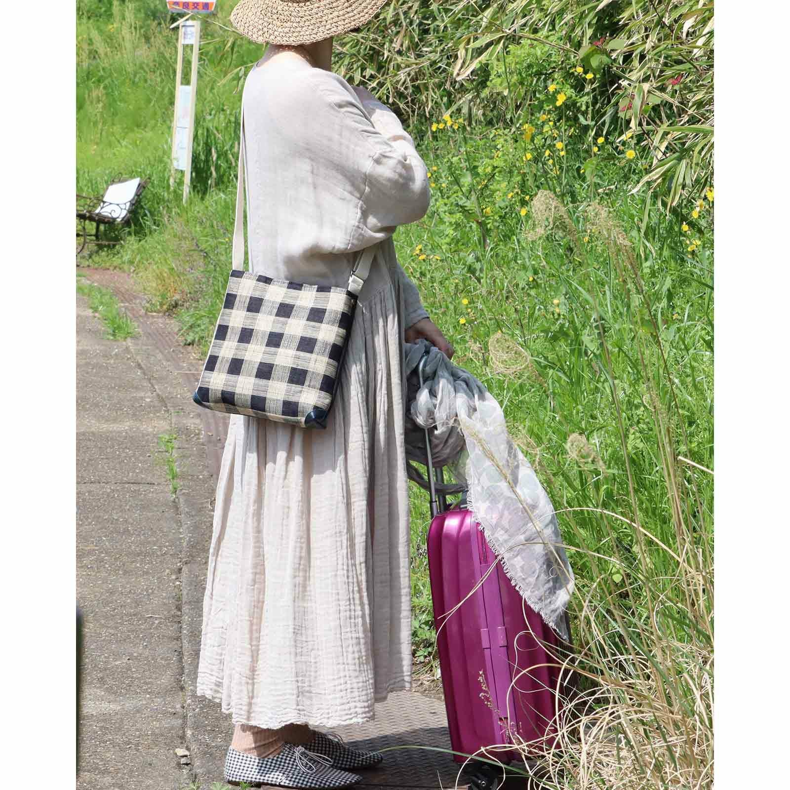 ショルダーバッグ ビンテージ 大容量　inoue sacs イノウエ　サックス 先染めショルダーバッグ｜BAN INOUE