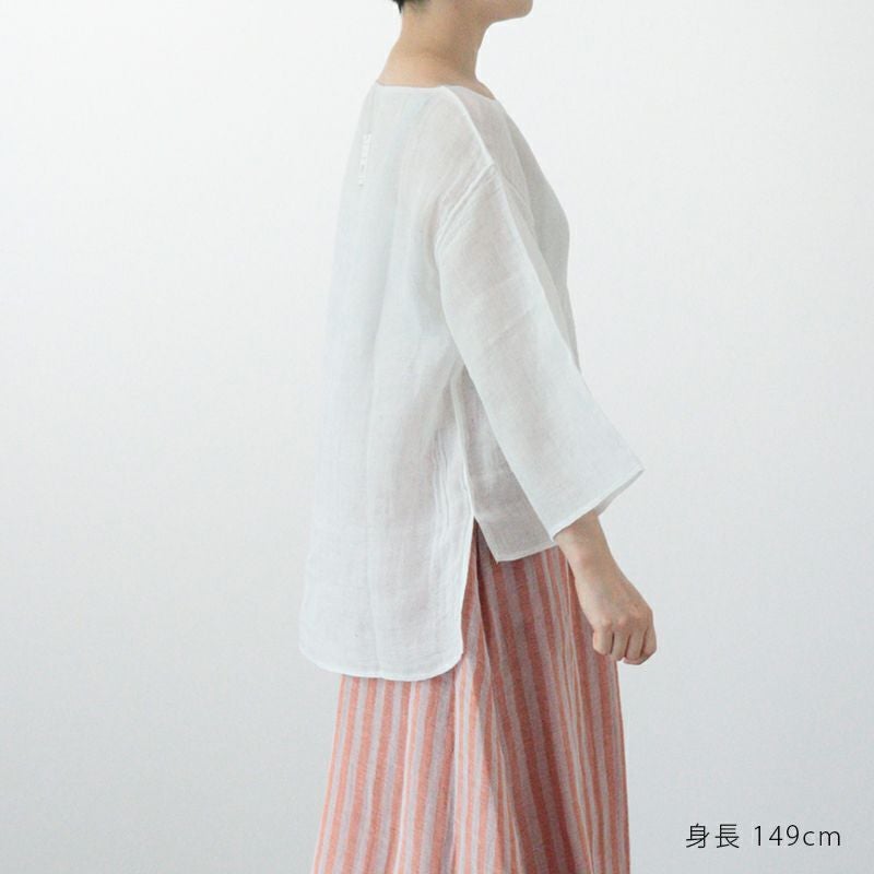 蚊帳ボートネックTシャツ149cmスタッフ着用
